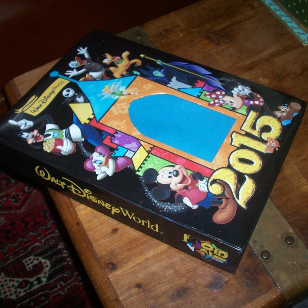 Walt Disney World 2015 Souvenir Photo Album 50 Sleeves 300 4 X 6 Photos Pictures